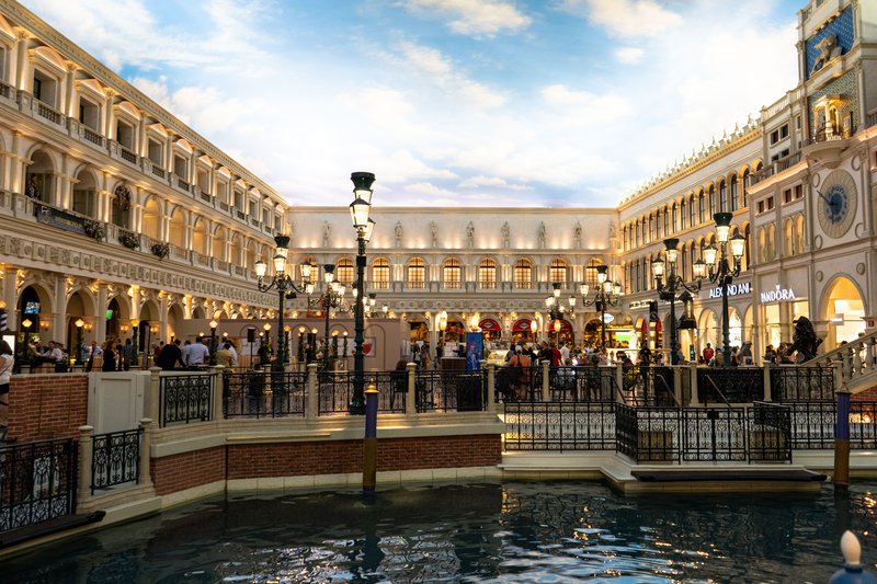 Overview of vegas hero app Overview of vegas hero app